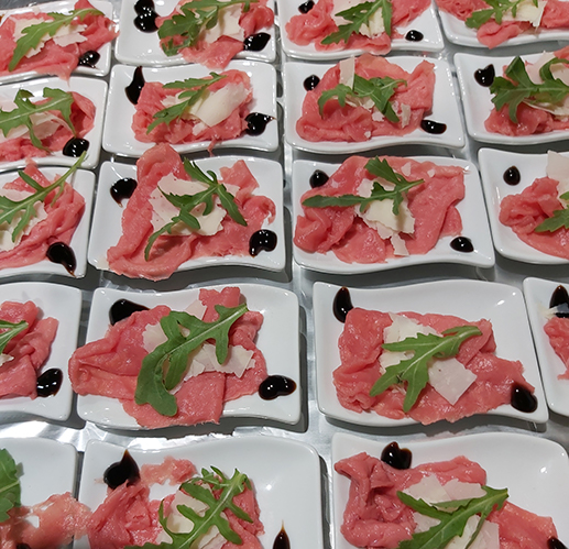 Carpaccio van de traiteur van AD Delhaize Lebbeke